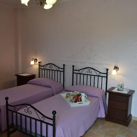 Couette-café Postiglione