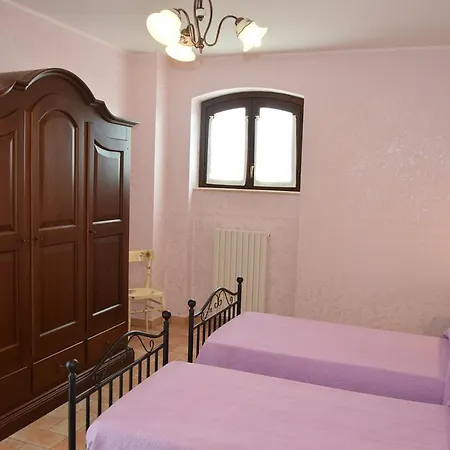 Bed and Breakfast Postiglione 3*