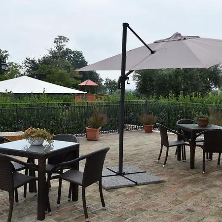 Postiglione Couette-café 3*